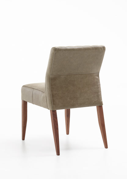 Side Stuhl Rauten Optik / Gestell Kufe oder Holz