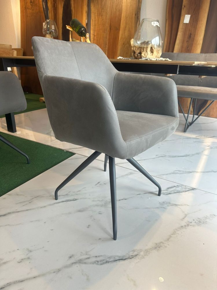 Sessel Porto / Spider Gestell / Leder